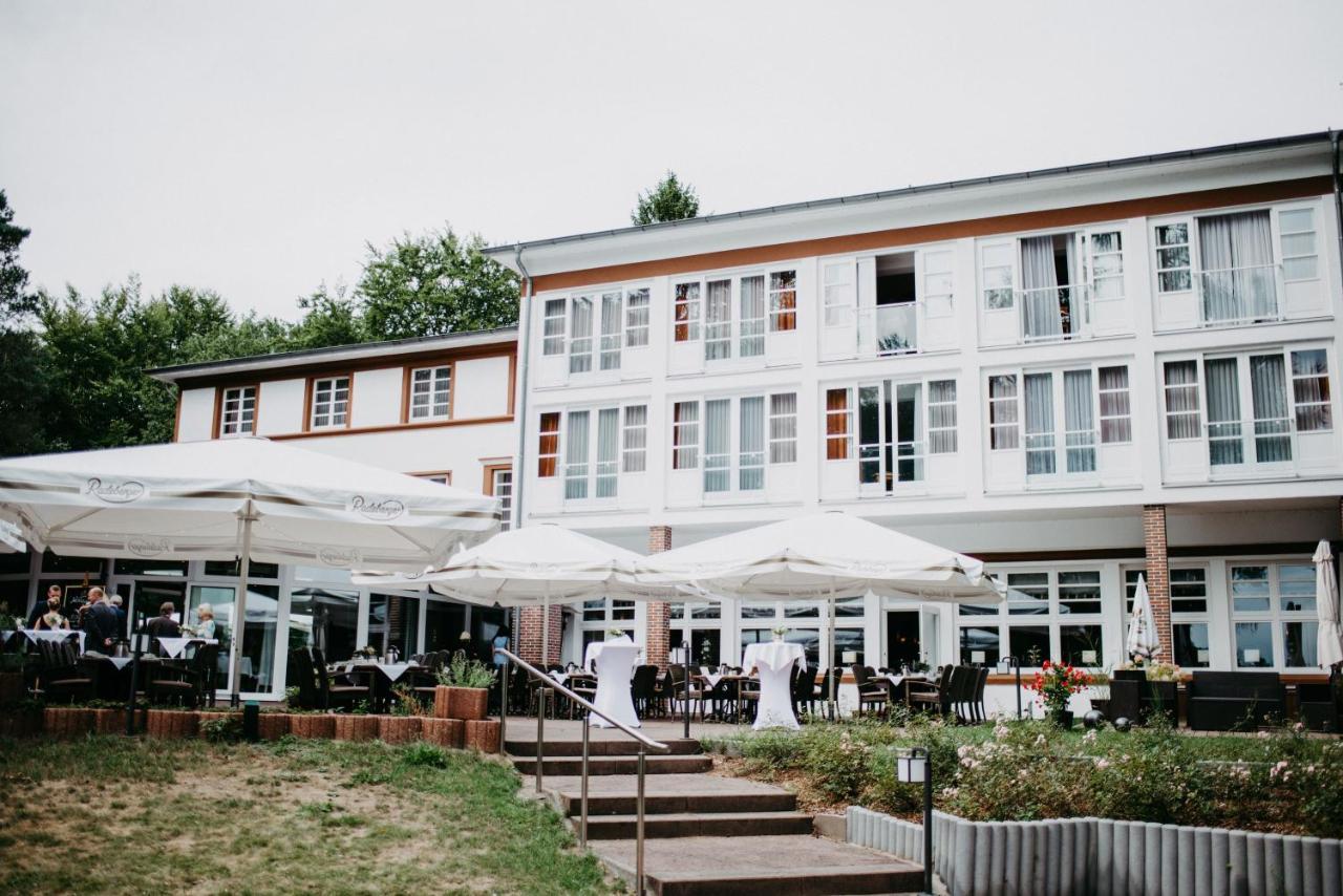 Hotel Waldhalle Mölln Екстериор снимка