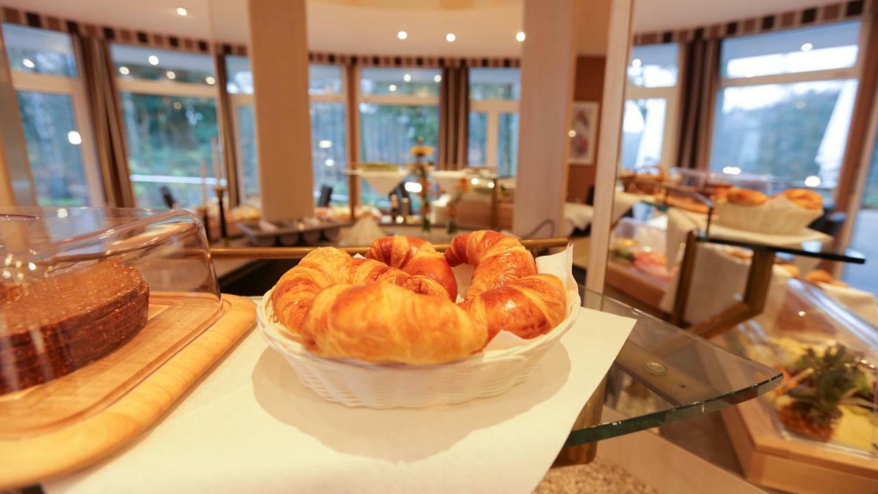 Hotel Waldhalle Mölln Екстериор снимка